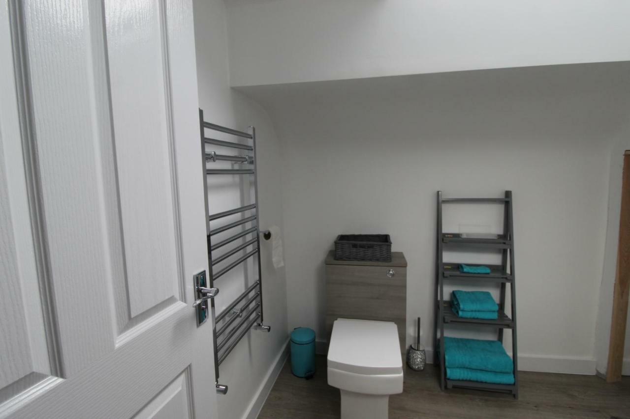 2 Serviced Apartments In Childwall-South Liverpool - Each Apartment Sleeps 6 Dış mekan fotoğraf