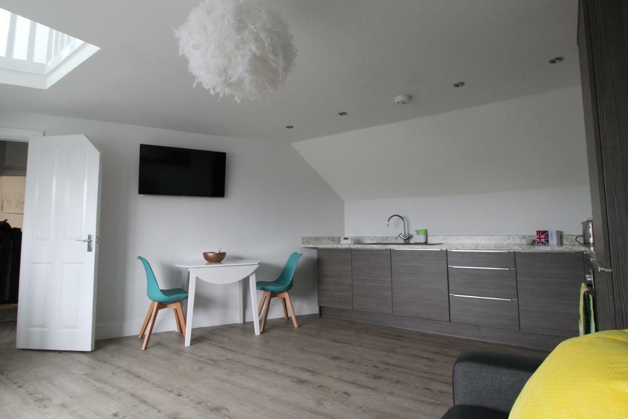 2 Serviced Apartments In Childwall-South Liverpool - Each Apartment Sleeps 6 Dış mekan fotoğraf