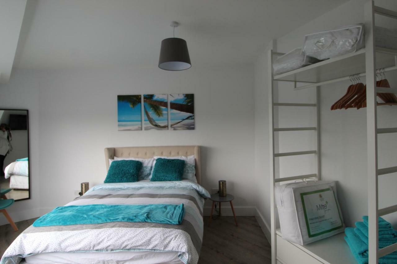 2 Serviced Apartments In Childwall-South Liverpool - Each Apartment Sleeps 6 Dış mekan fotoğraf